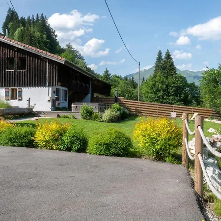 Hot Tub, Sauna, Private Shuttle And Privacy - 14 Ppl - Stunning Ferme Liberte Chalet *